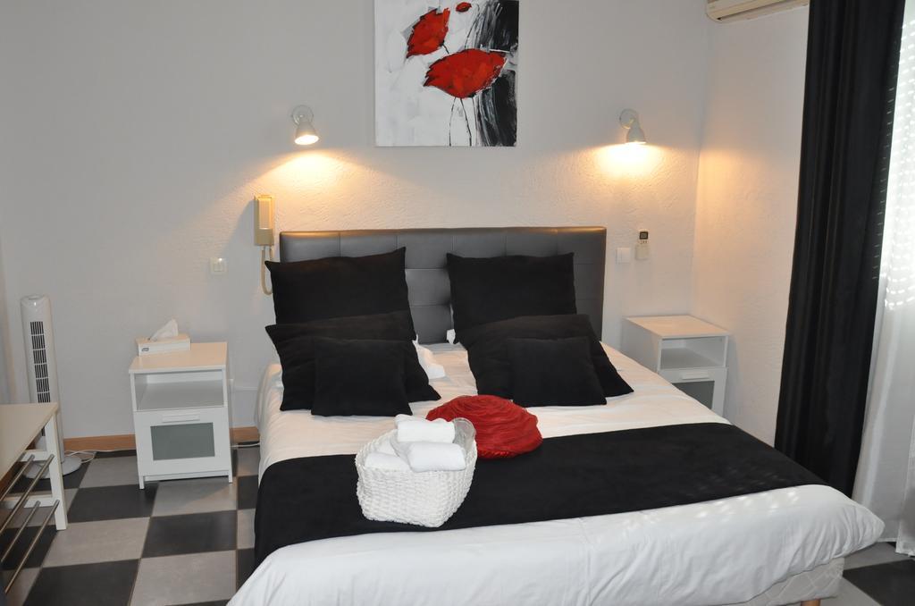 Hotel Les Mimosas Bormes-les-Mimosas Pokój zdjęcie